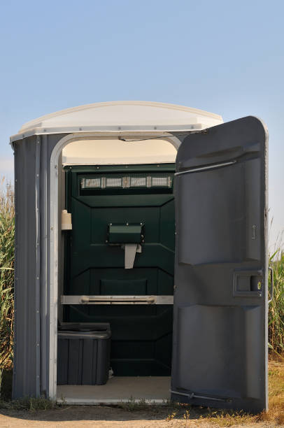 Best Temporary restroom rental  in Luxemburg, WI