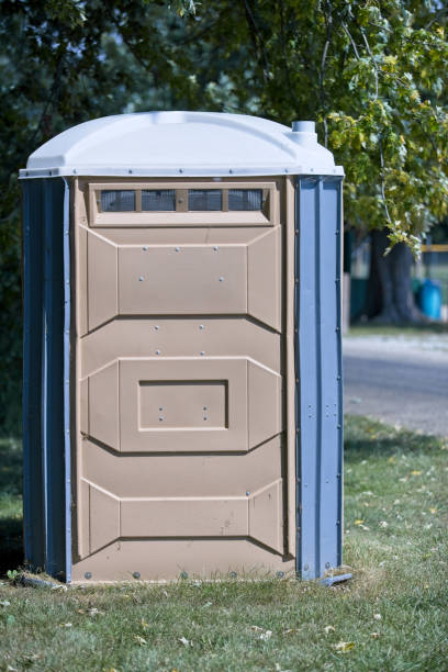 Portable Toilet Options We Offer in Luxemburg, WI